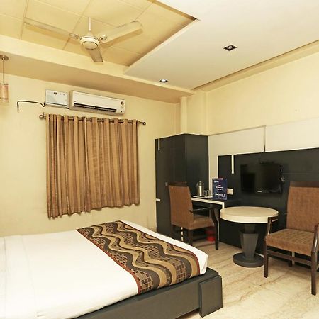 Hotel Sundaram Prayagraj Esterno foto