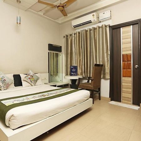 Hotel Sundaram Prayagraj Esterno foto